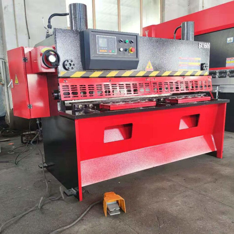 6*1600Mm Heavy Duty Steel Plate , CNC Hydraulic Guillotine Cutter With E21S Controller